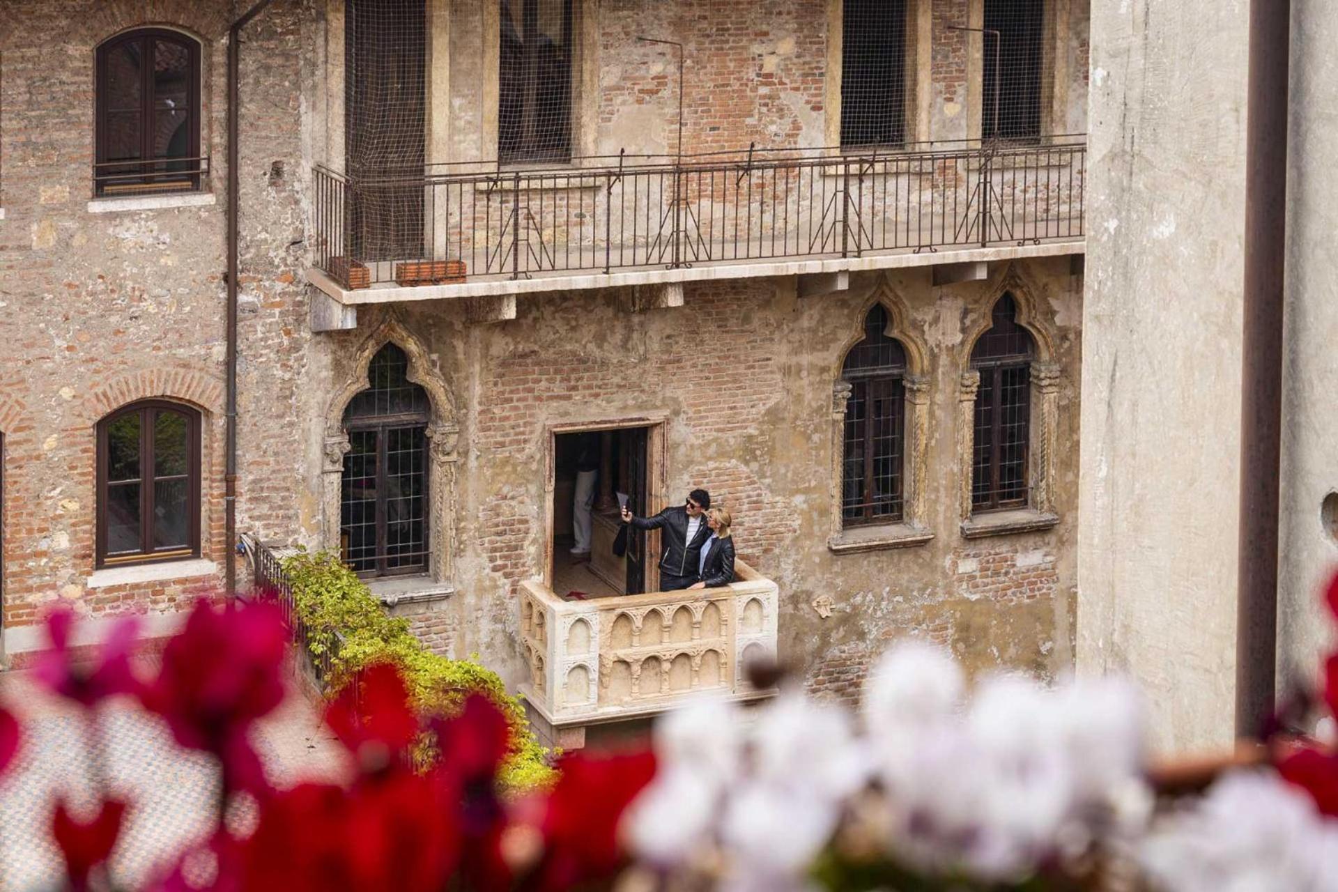 Residenza...Cara Giulietta... Apartment Verona Luaran gambar