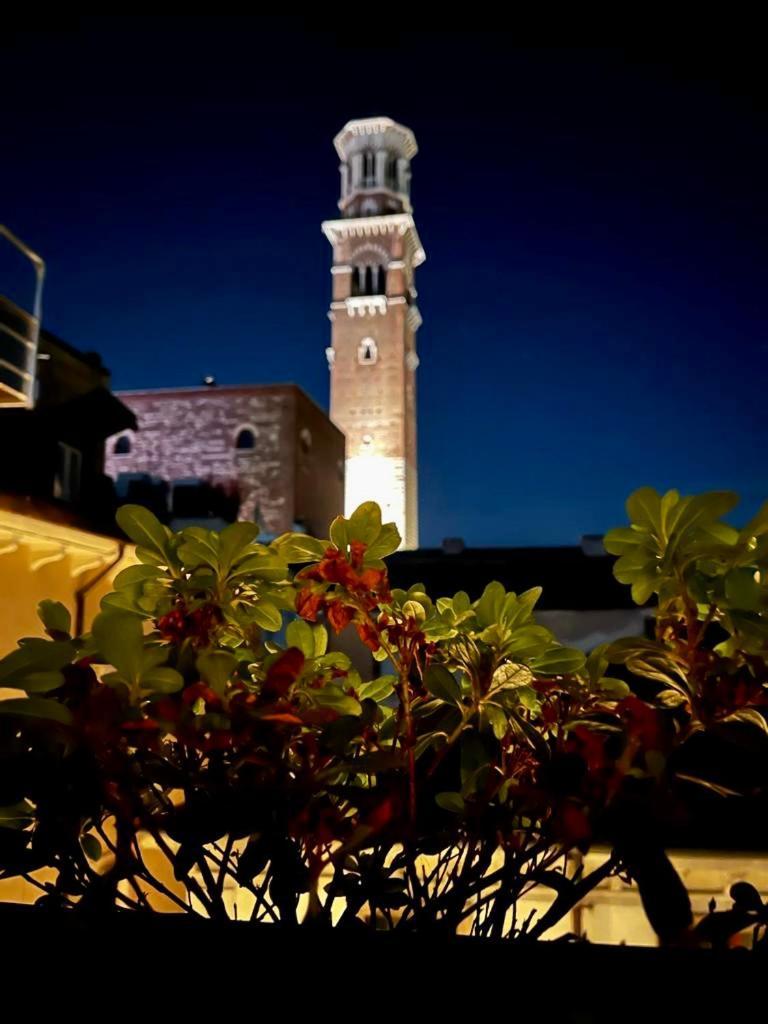Residenza...Cara Giulietta... Apartment Verona Luaran gambar